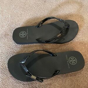 Tory Burch Black Patent Jelly Bow Flip Sandals( Sparkles)Size 7Great conditions